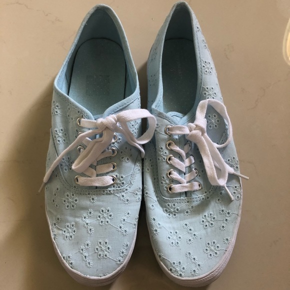 Brand new Shoes - Picture 1 of 3